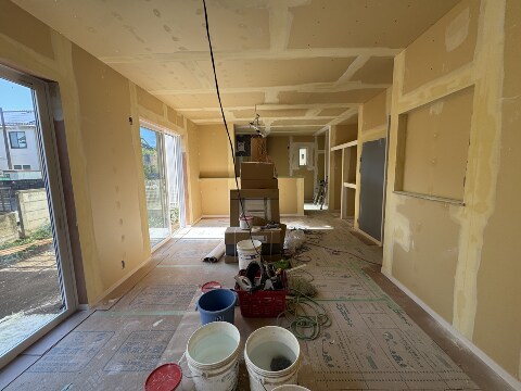 クロスのパテ工事