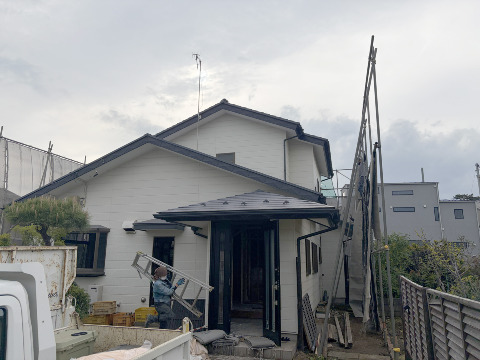 解体工事が始まりました