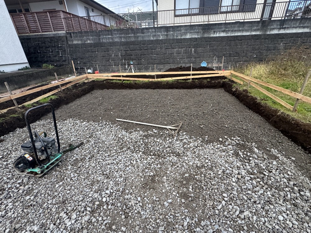 基礎割栗石工事