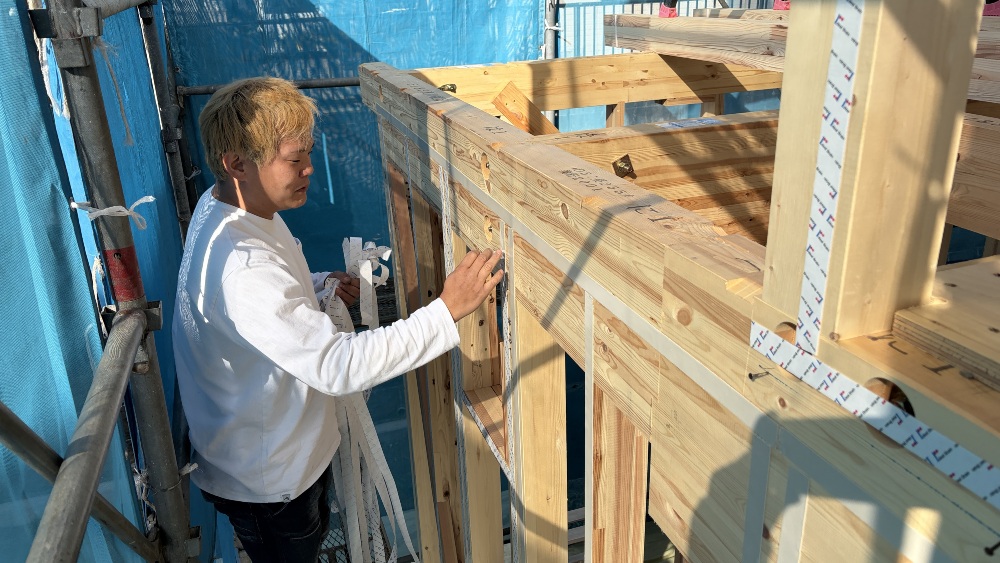 制震テープ施工