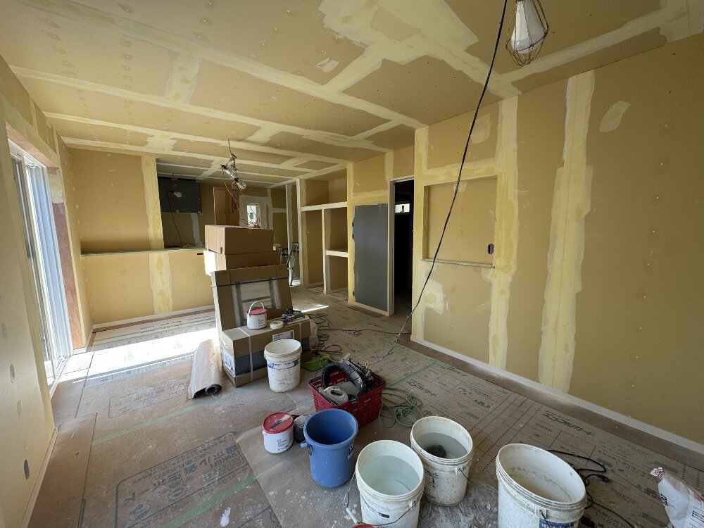 クロスのパテ工事