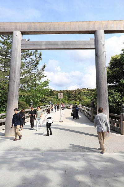 伊勢神宮の鳥居